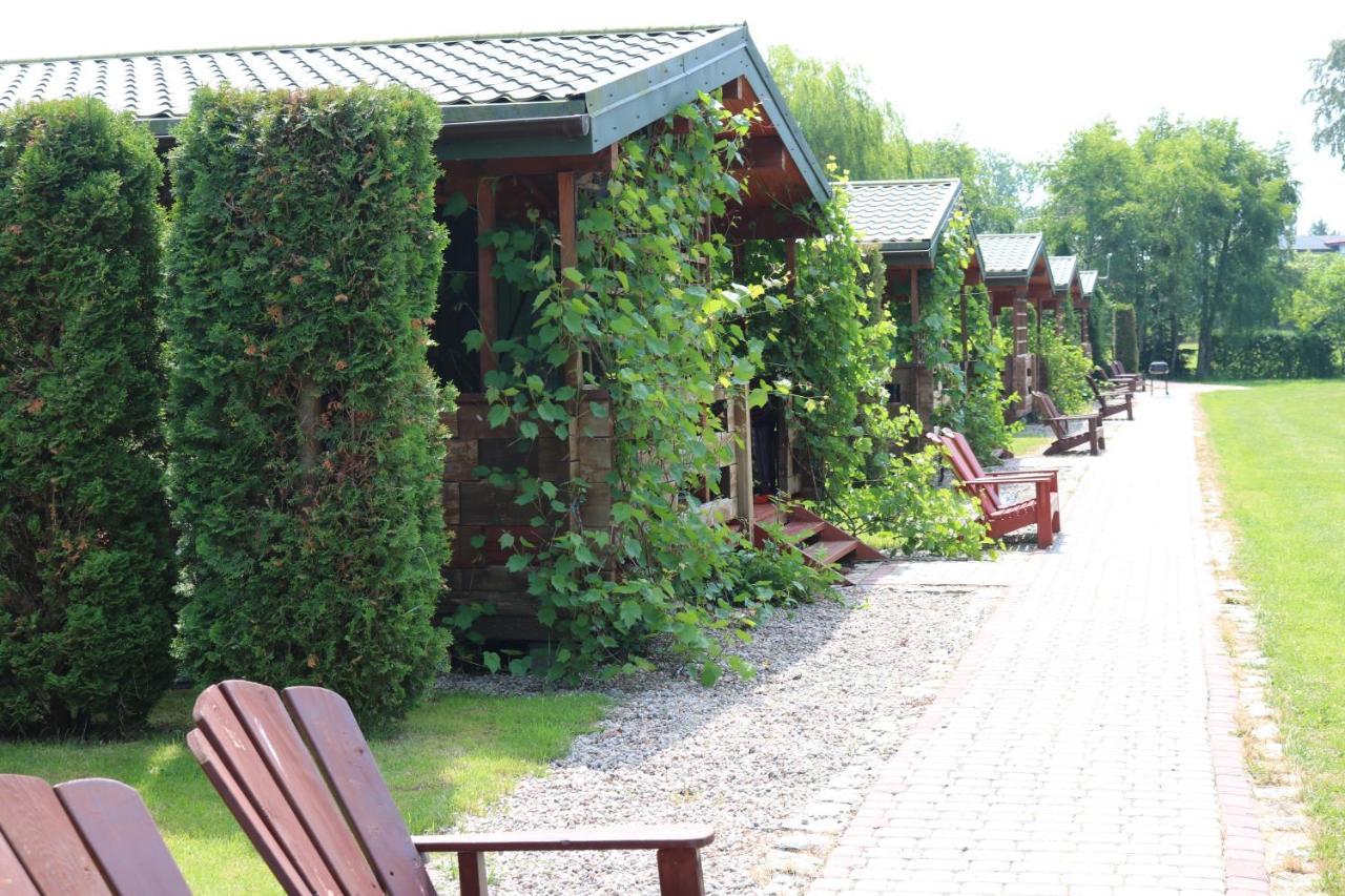 Hotel Kolo Zolwia à Gąski Extérieur photo